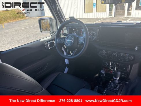 New 2026 Jeep Wrangler Unlimited Rubicon image 23