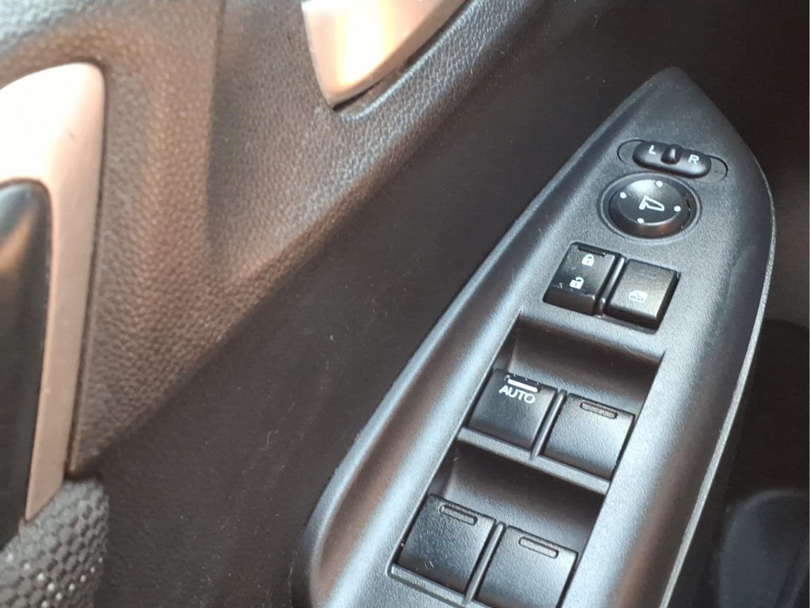 Used 2016 Honda Fit EX image 24