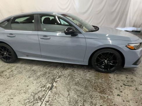 Used 2022 Honda Civic Sport image 4