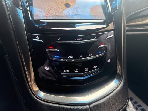 Used 2016 Cadillac ELR w/ Performance Package image 31