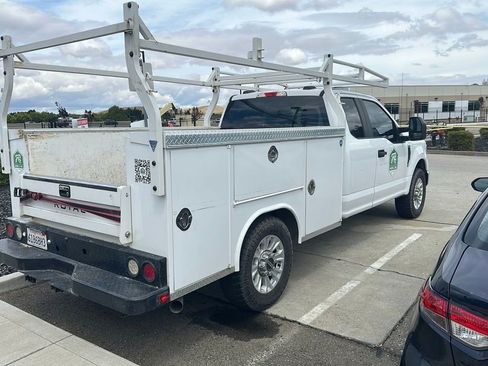 Used 2021 Ford F250 XL w/ STX Appearance Package RWD image 2