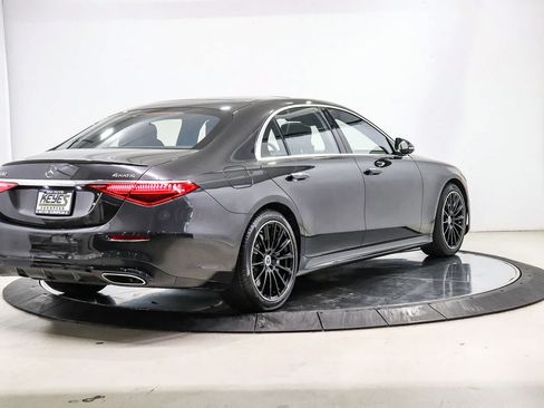 Certified 2022 Mercedes-Benz S 580 4MATIC Sedan image 4