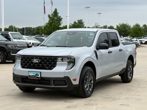 Used 2025 Ford Maverick XLT w/ XLT Luxury Package AWD/4WD image 7