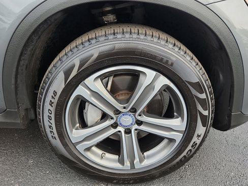 Used 2016 Mercedes-Benz GLC 300 4MATIC image 8