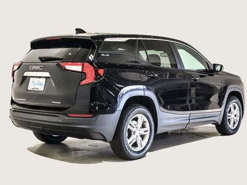 Used 2022 GMC Terrain SLE image 6