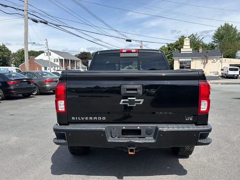 Used 2018 Chevrolet Silverado 1500 LTZ Z71 w/ LTZ Plus Package AWD/4WD image 6