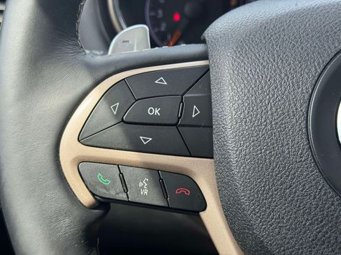 Used 2017 Jeep Grand Cherokee Overland AWD/4WD image 20