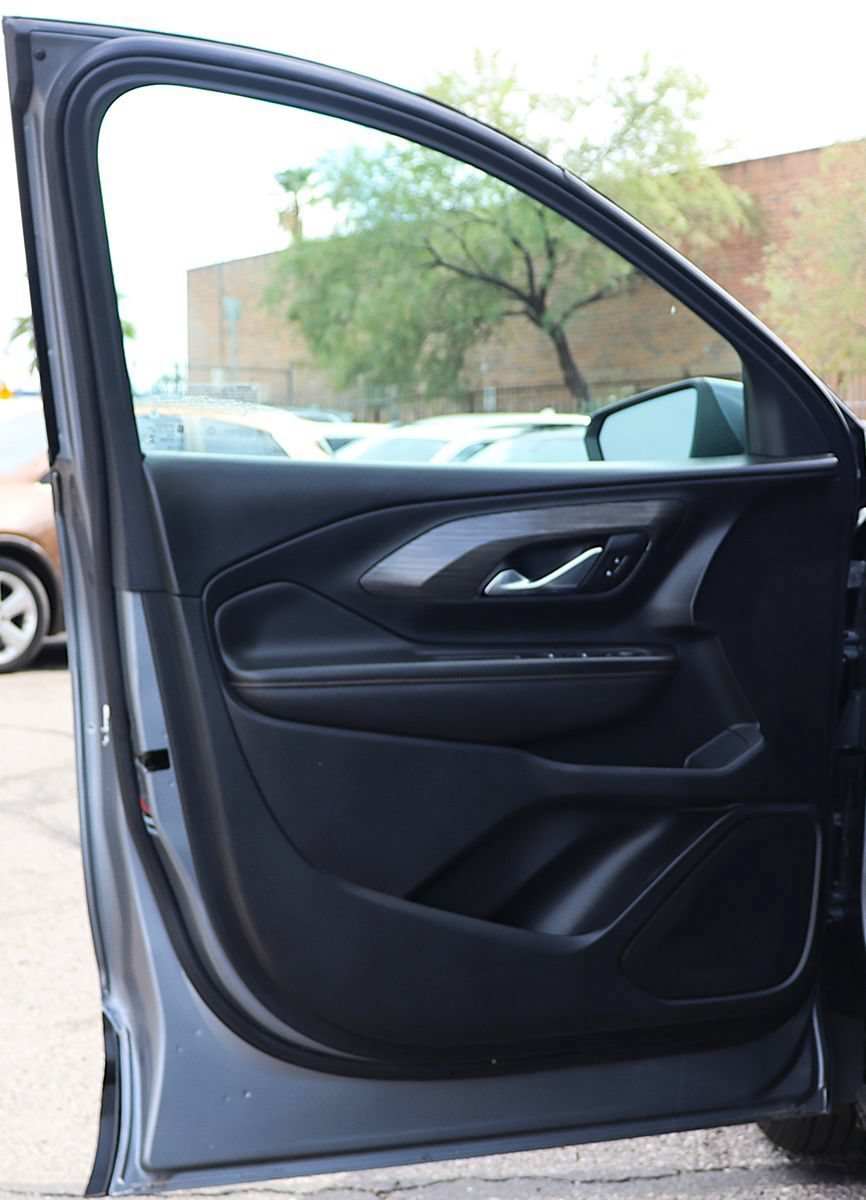 Used 2020 GMC Terrain SLT FWD image 36