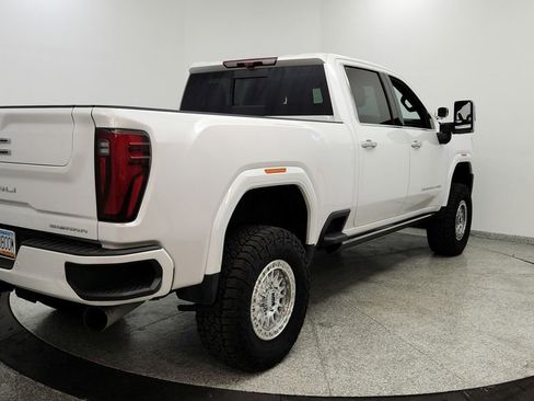 Used 2024 GMC Sierra 3500 Denali Ultimate image 5