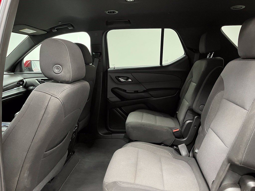 Used 2023 Chevrolet Traverse LT AWD/4WD image 45