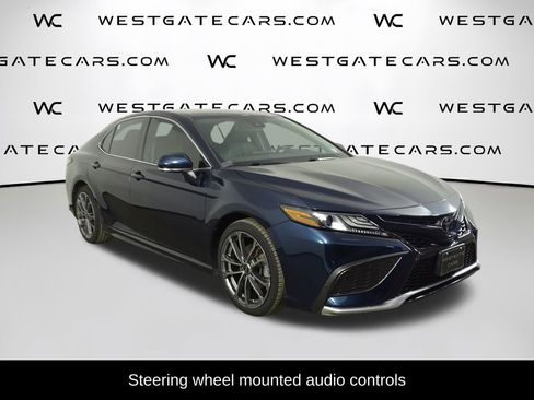 Used 2021 Toyota Camry XSE image 5