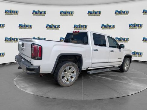Used 2018 GMC Sierra 1500 SLT AWD/4WD image 3