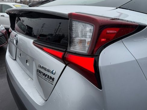 Used 2022 Toyota Prius LE image 23