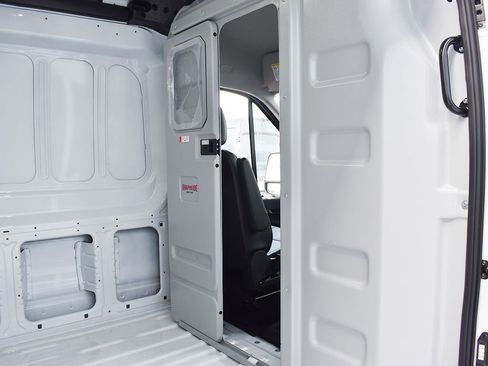 New 2026 Ford Transit 250 148 Medium Roof image 23