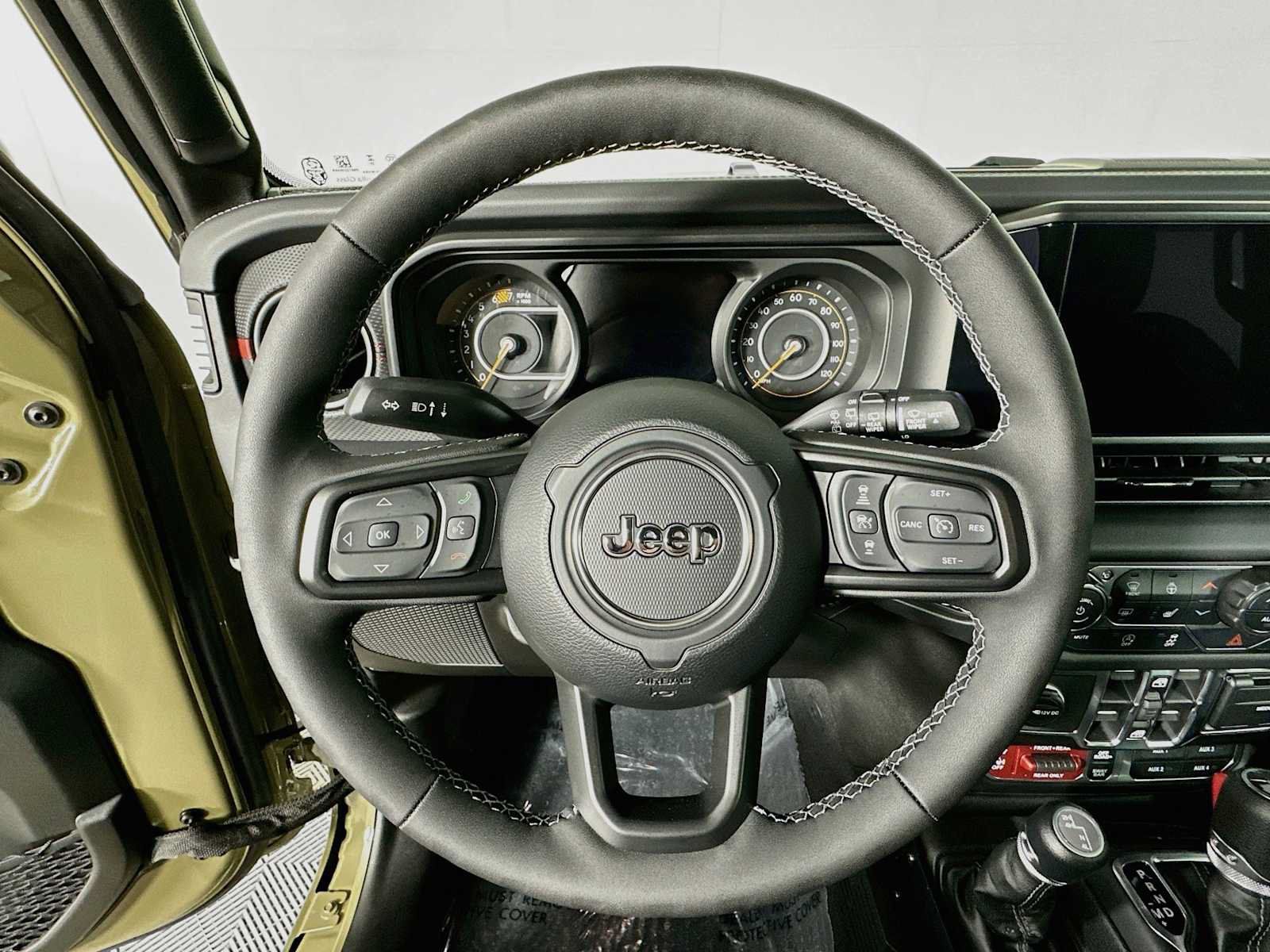 Used 2026 Jeep Wrangler Unlimited Rubicon w/ Safety Group AWD/4WD image 11