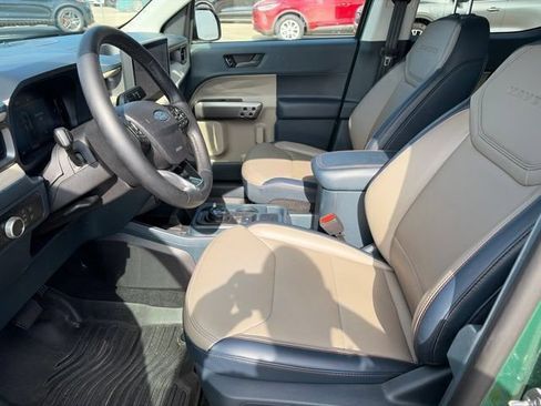 Used 2025 Ford Maverick Lariat AWD/4WD image 9
