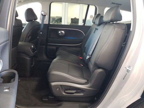 New 2026 Hyundai Ioniq 9 SEL image 17