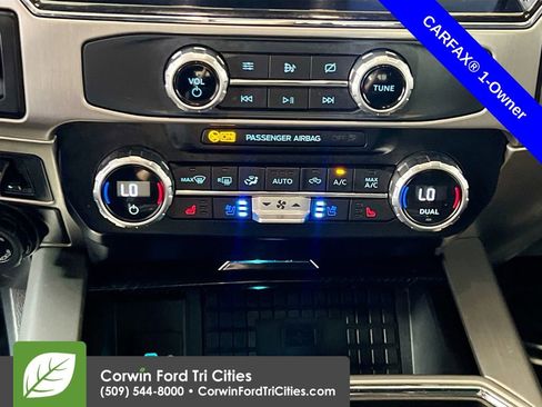 Used 2022 Ford F350 Platinum AWD/4WD image 9
