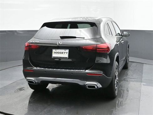 New 2025 Mercedes-Benz GLA 250 image 11