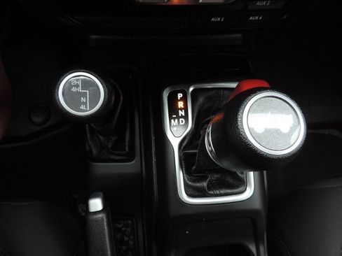 Used 2021 Jeep Wrangler Unlimited Sport image 29