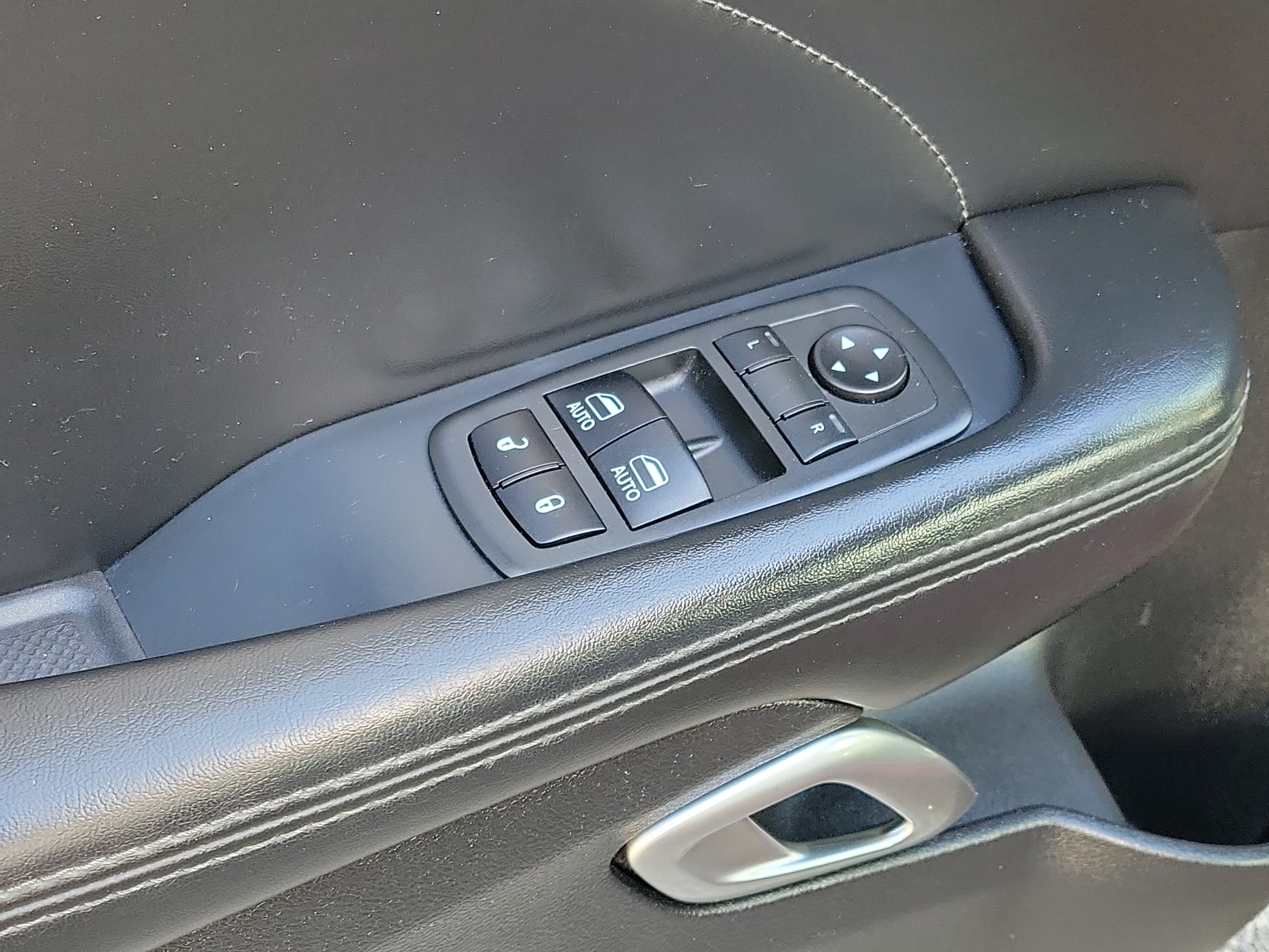 Used 2019 Dodge Challenger R/T w/ Plus Package RWD image 24