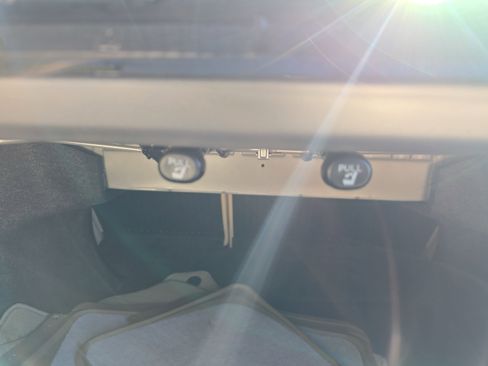 Used 2015 Toyota Camry XLE image 15