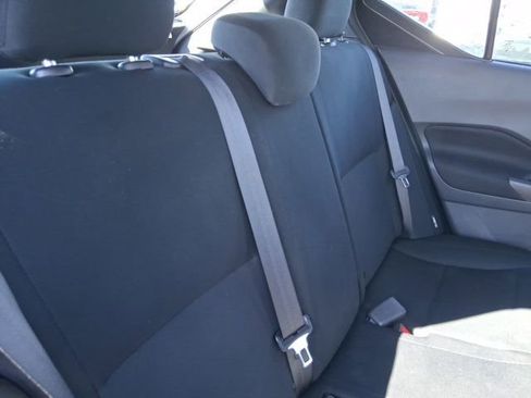 Used 2024 Nissan Kicks S image 9