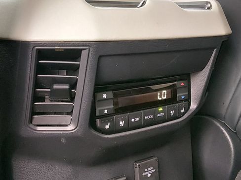 Used 2023 Toyota Sequoia Capstone AWD/4WD image 14