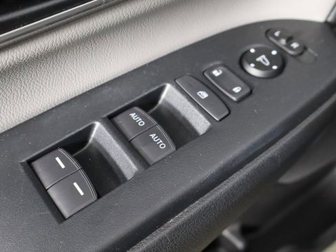 Used 2019 Honda CR-V EX-L image 19