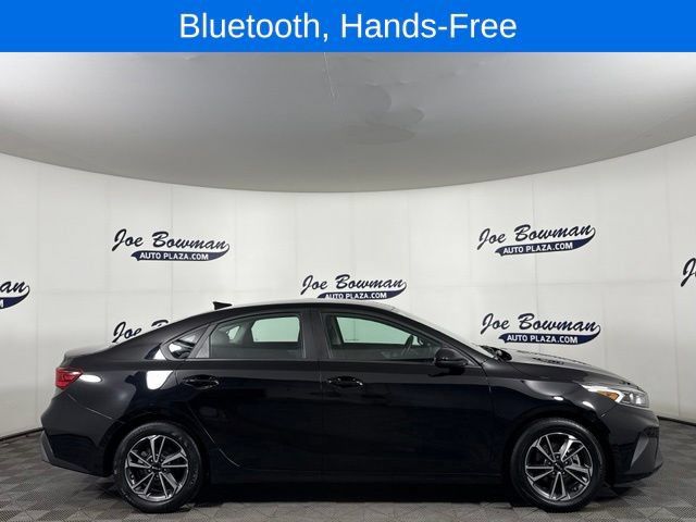 Used 2023 Kia Forte LXS FWD image 6
