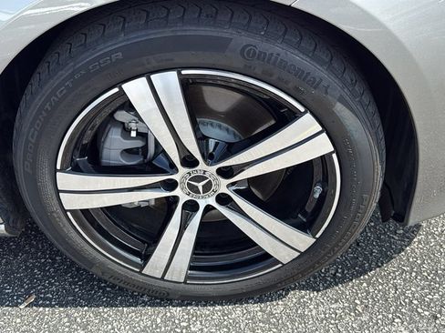 Used 2022 Mercedes-Benz C 300 Sedan image 9