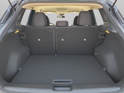 New 2026 Nissan Kicks SV image 8