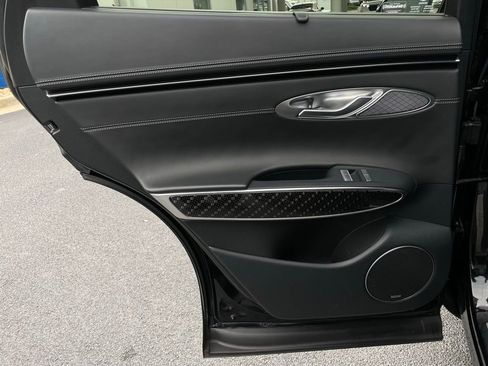 Used 2023 Genesis GV70 3.5T Sport w/ Sport Prestige Package image 39