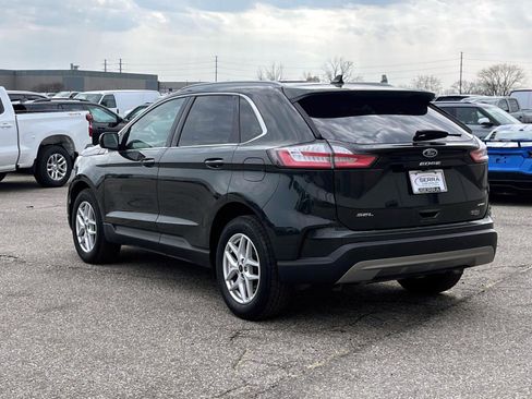 Used 2023 Ford Edge SEL w/ Convenience Package image 3