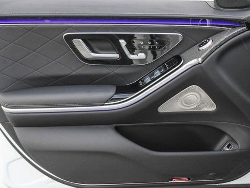 New 2025 Mercedes-Benz S 580 4MATIC Sedan image 21