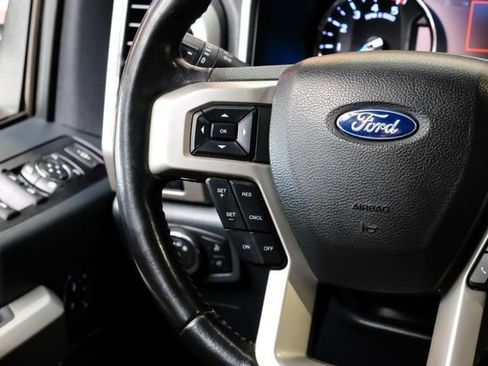 Used 2022 Ford F250 Lariat w/ Lariat Value Package AWD/4WD image 19