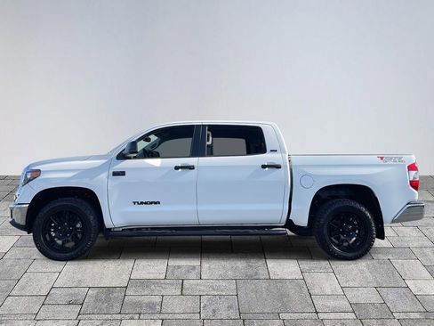 Used 2020 Toyota Tundra SR5 w/ SR5 Upgrade Package image 4