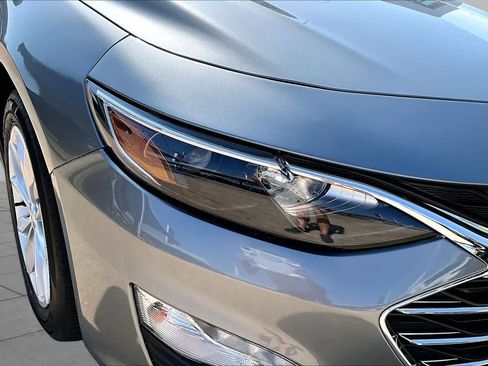 Used 2023 Chevrolet Malibu LT FWD image 25