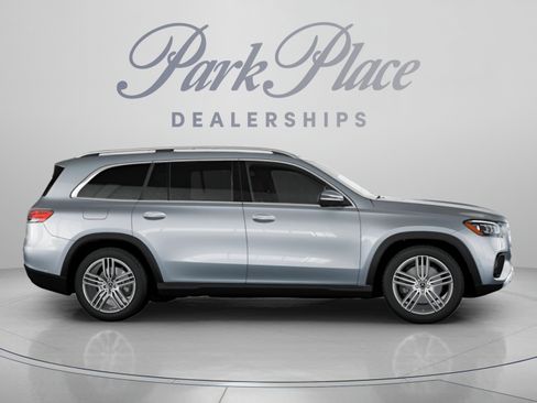 Used 2026 Mercedes-Benz GLS 450 4MATIC image 26