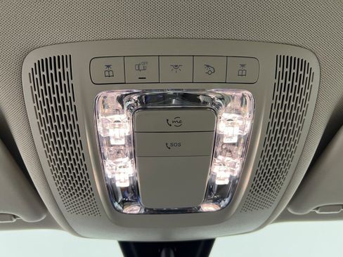 Certified 2023 Mercedes-Benz GLA 250 4MATIC w/ Premium Package image 22