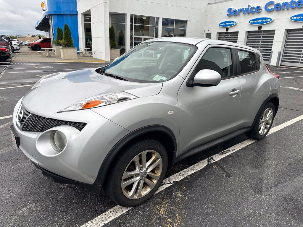 Used 2014 Nissan Juke S AWD/4WD image 3