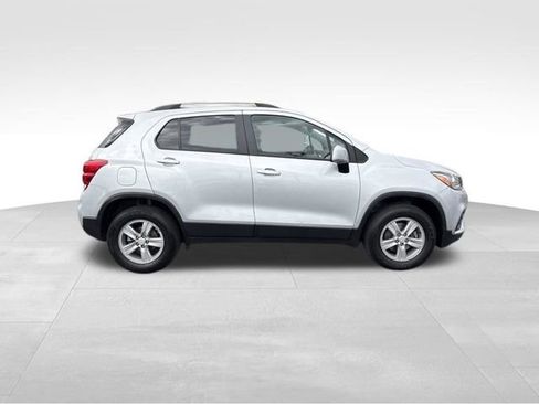 Used 2022 Chevrolet Trax LT w/ Driver Confidence Package AWD/4WD image 7