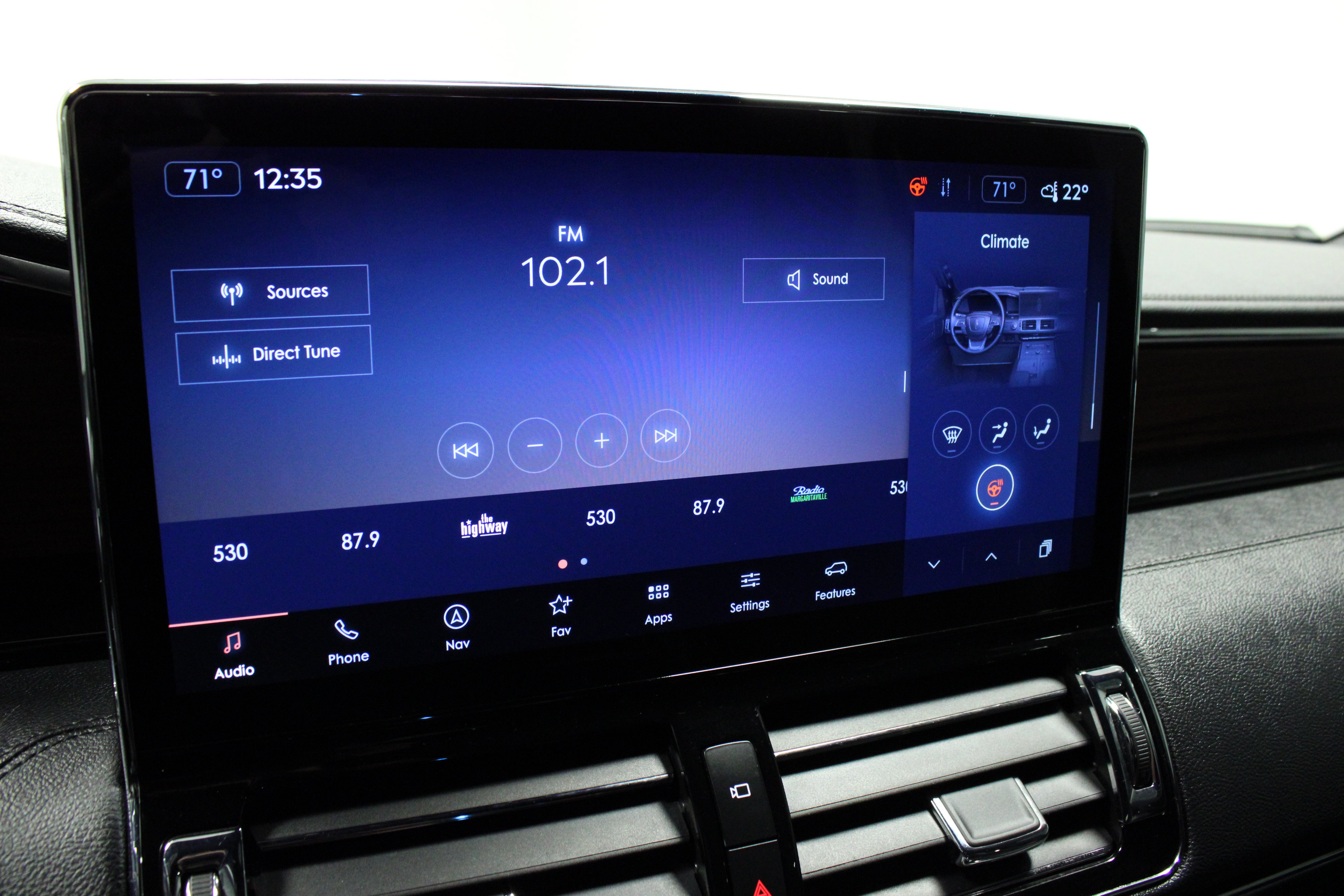 Used 2024 Lincoln Navigator Reserve AWD/4WD image 29