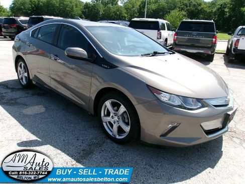 Used 2017 Chevrolet Volt LT FWD image 6