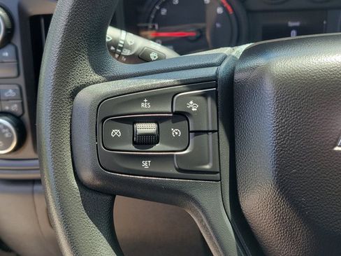 Used 2025 Chevrolet Silverado 2500 Custom w/ Custom Value Package image 27