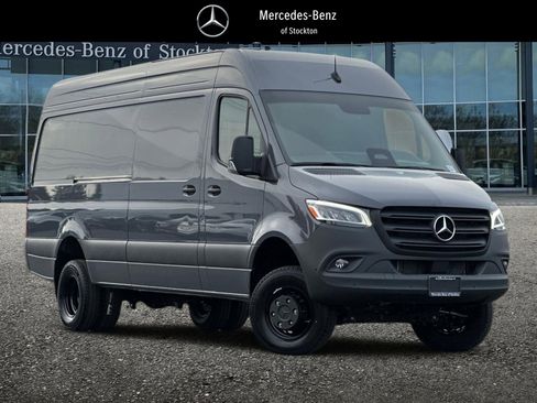 New 2026 Mercedes-Benz Sprinter 3500 image 1