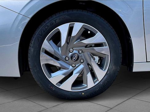 Used 2025 Subaru Legacy Limited image 11