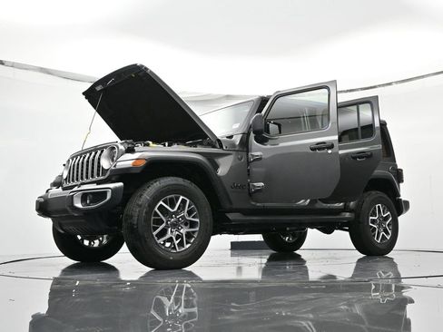 New 2025 Jeep Wrangler Unlimited Sahara w/ Technology Group image 52