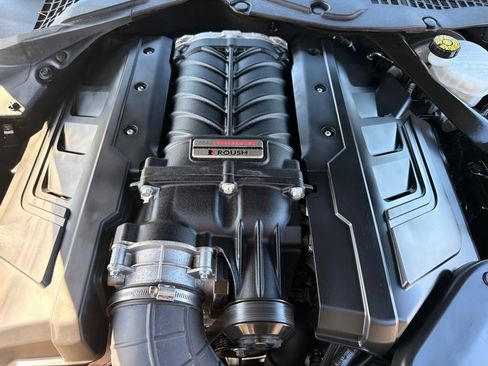 Used 2021 Ford Mustang GT Premium w/ GT Performance Package RWD image 12