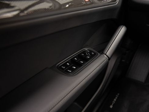 New 2026 Porsche Cayenne GTS AWD/4WD image 22